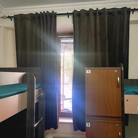 Arevahostel&Apartment Yerevan Ngoại thất bức ảnh