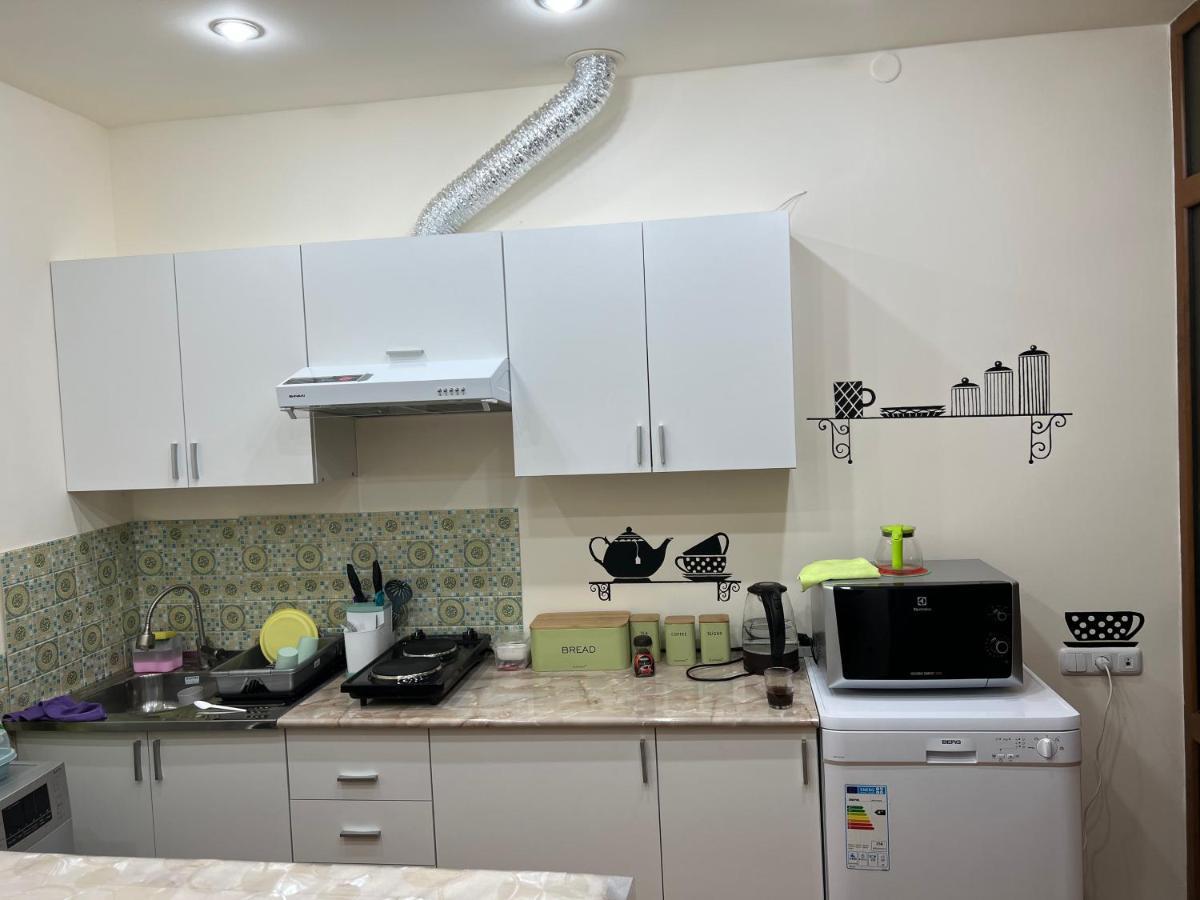 Arevahostel&Apartment Yerevan Ngoại thất bức ảnh