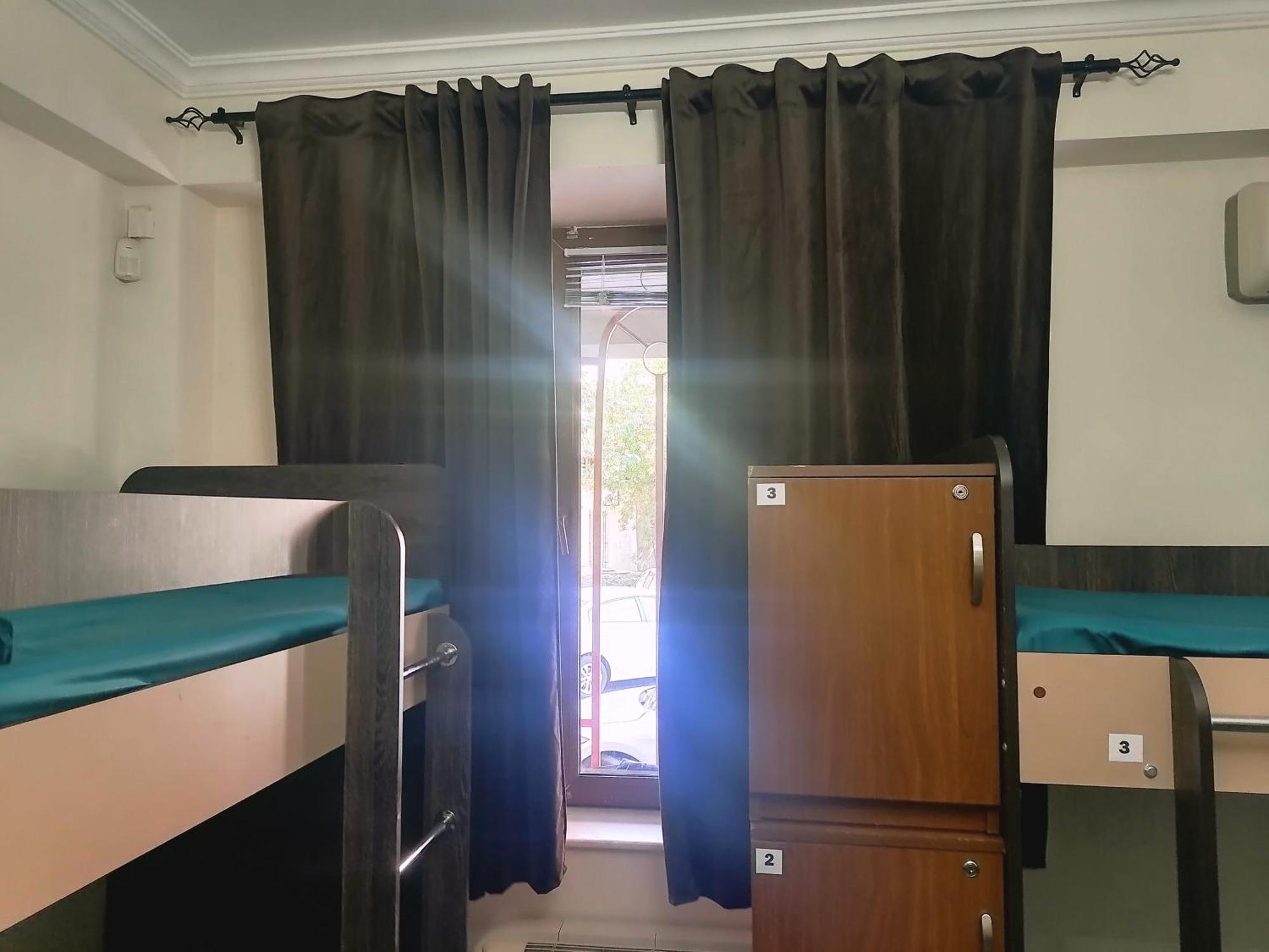 Arevahostel&Apartment Yerevan Ngoại thất bức ảnh